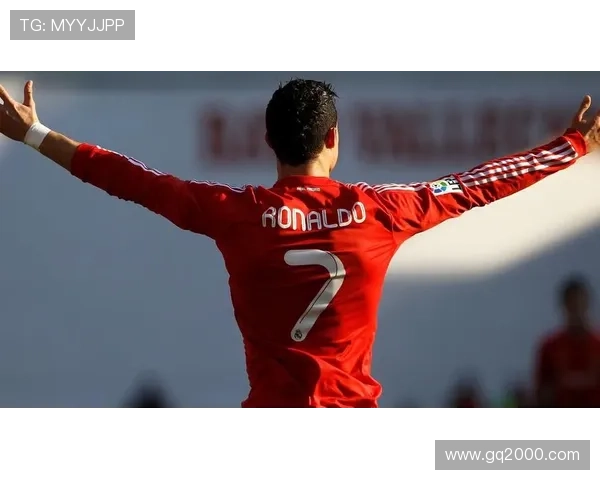 高清足球明星壁纸下载尽享球场魅力与激情瞬间